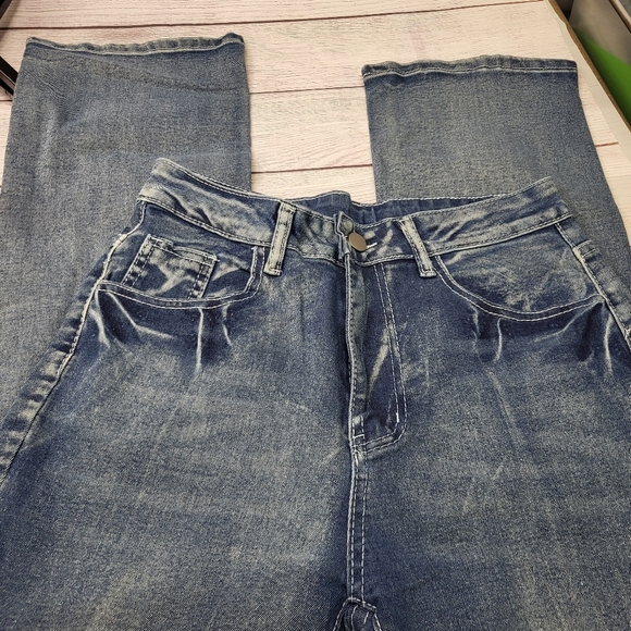 Denim - Boutique Jeans with Horse embroidered pockets‎ Size Medium